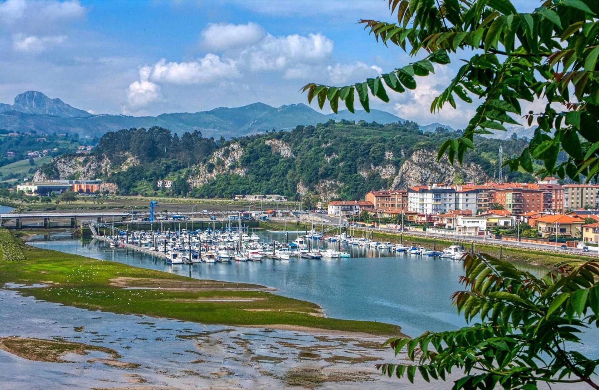 Villa Casa La Gueelina En Asturias Arriondas Esterno foto