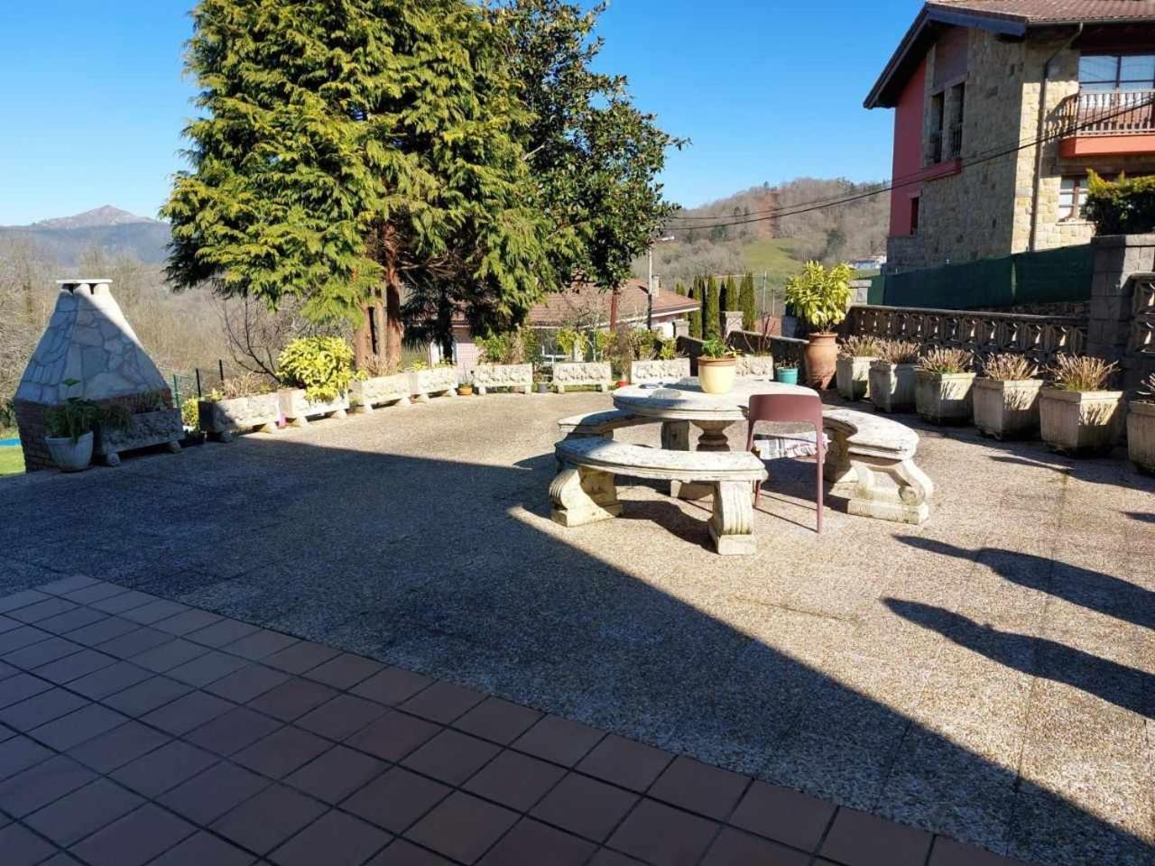 Villa Casa La Gueelina En Asturias Arriondas Esterno foto
